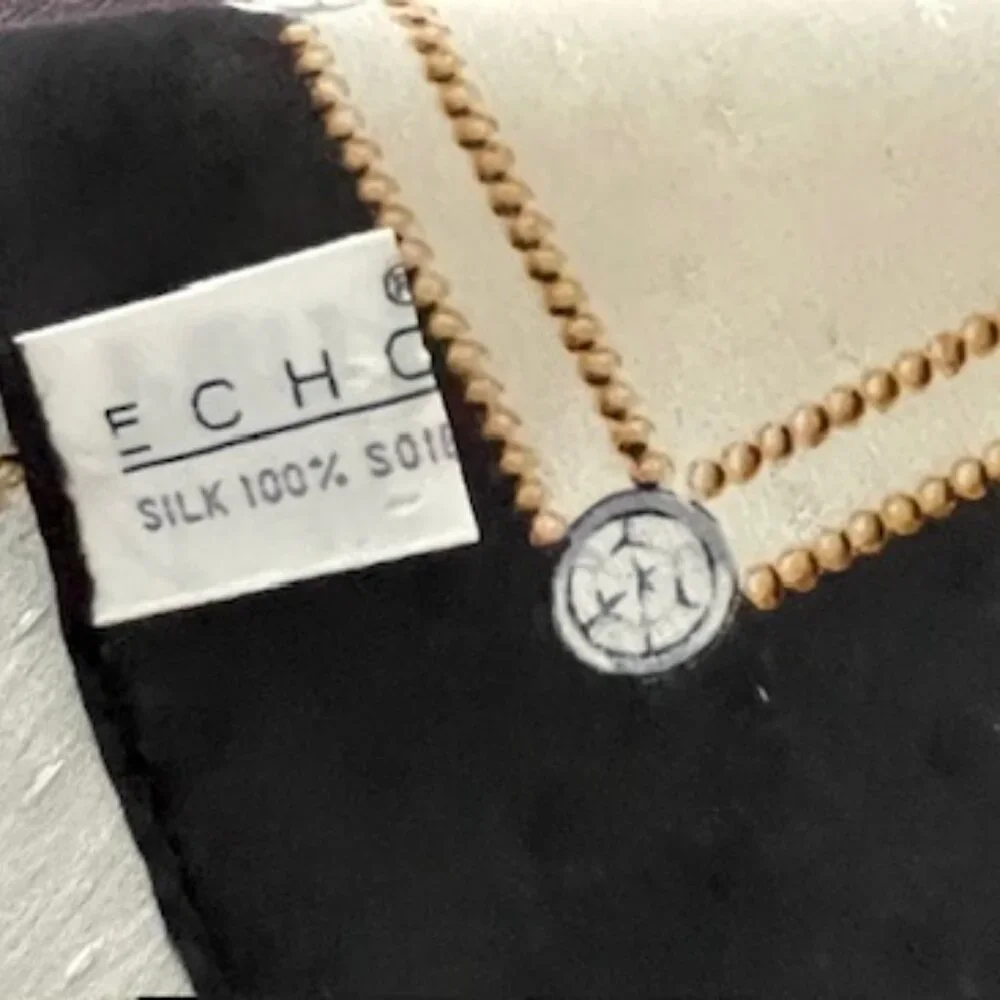 Echo Winterthur Museum Silk Scarf - Picture 3 of 3